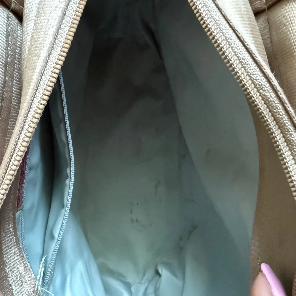 Harveys seatbelt bag